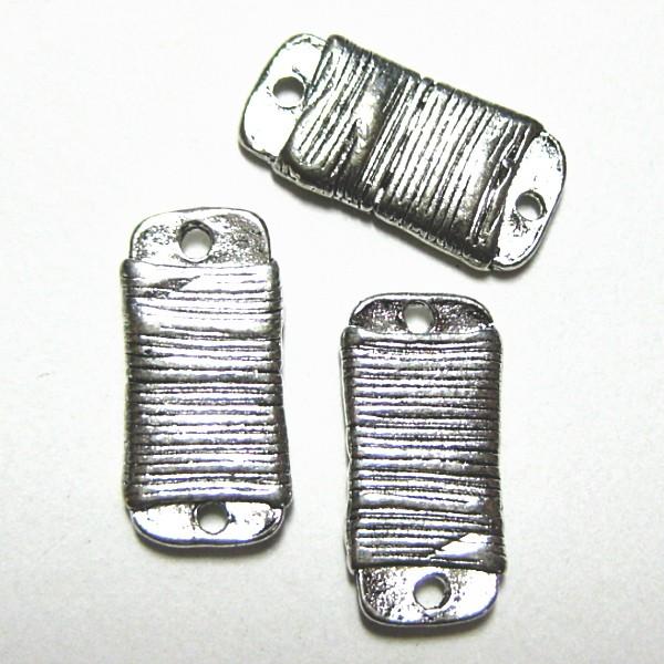 3319-《メタルチャーム・パーツ》　コネクター　銀古美　１５x７mm　１０個/１セット | 
