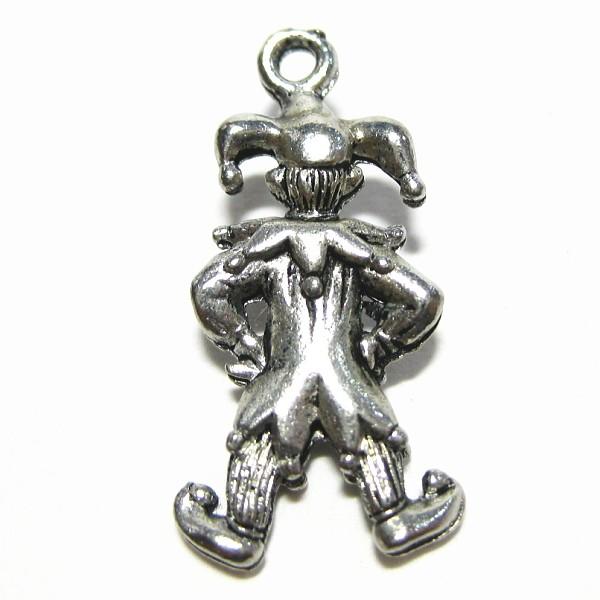 3437-【ＮＹピューター】　ジョーカー　チャーム　銀古美　２２mm　５個/１セット |  | 01