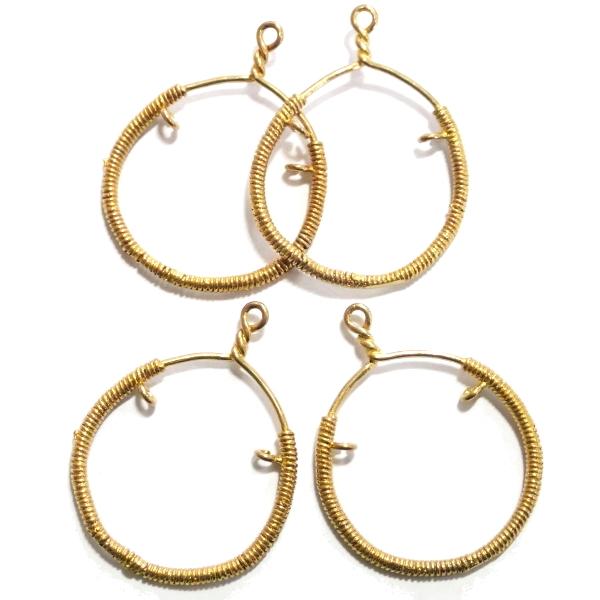 3796-《メタルチャーム・パーツ》　２カン付　金色　３０ｘ２３mm　４個/１セット |  | 01