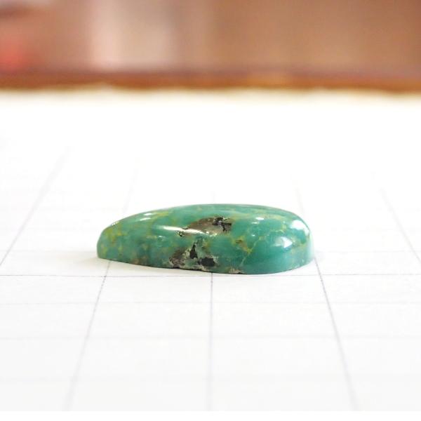 4048-『天然石ルース』　ターコイズ（ホール無）　約２１ｘ１５mm（２．３ｇ）　１個 |  | 02