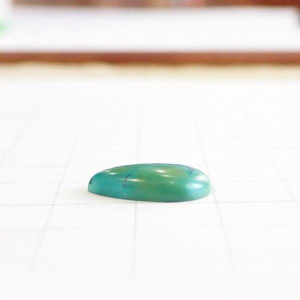 4055-『天然石ルース』　ターコイズ（ホール無）　約１６ｘ１１mm（０．９ｇ）　１個 |  | 02
