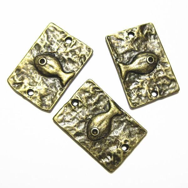 4342-《メタルチャーム・パーツ》　お魚コネクター　真鍮古美　１９x１３mm　１０個/１セット | 