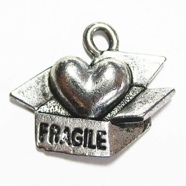 4493-【ＮＹピューター】　箱入りハート　チャーム　銀古美　１９mm　５個/１セット | 