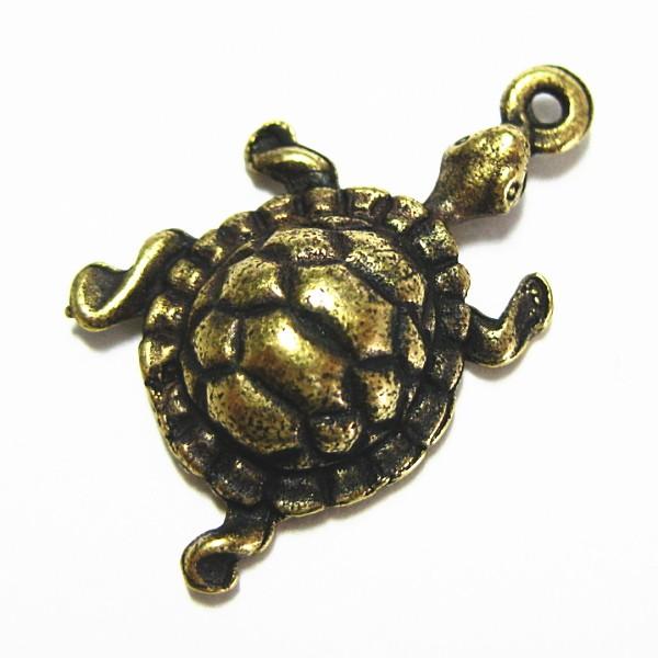 4510-【ＮＹピューター】　かめ　チャーム　真鍮古美　１８mm　５個/１セット | 