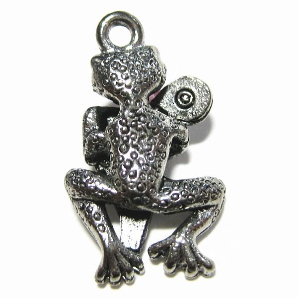 4593-【ＮＹピューター】　ハープかえる　チャーム　銀古美　１８mm　５個/１セット |  | 01