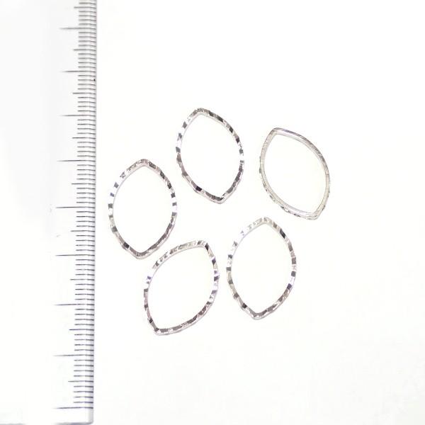 4819-《輪パーツ》　リングパーツ　ロジウム　２０x１３mm　５個/１パック |  | 01