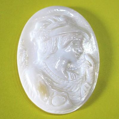 4901-『シェル』　カメオ　MOP　帽子あり　３０x４０mm　１個 | 