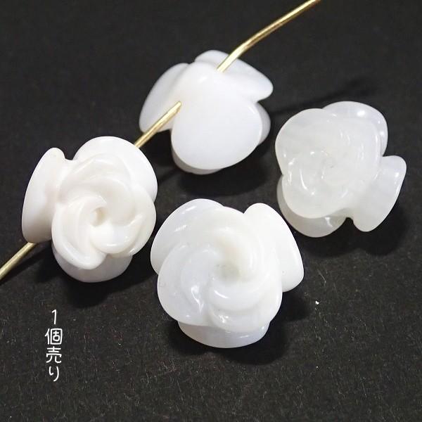 4942-《天然石　フラワー》　S薔薇　白い貝　１４mm　１個 | 
