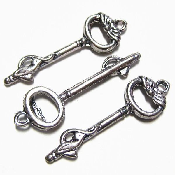 5170-《メタルチャーム・パーツ》　鍵　銀古美　３６ｘ１１mm　１０個/１セット | 
