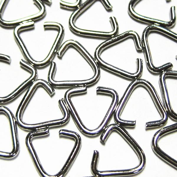 6257-【基本パーツ】　三角カン　銀色　７mm　約４５個/１セット | 