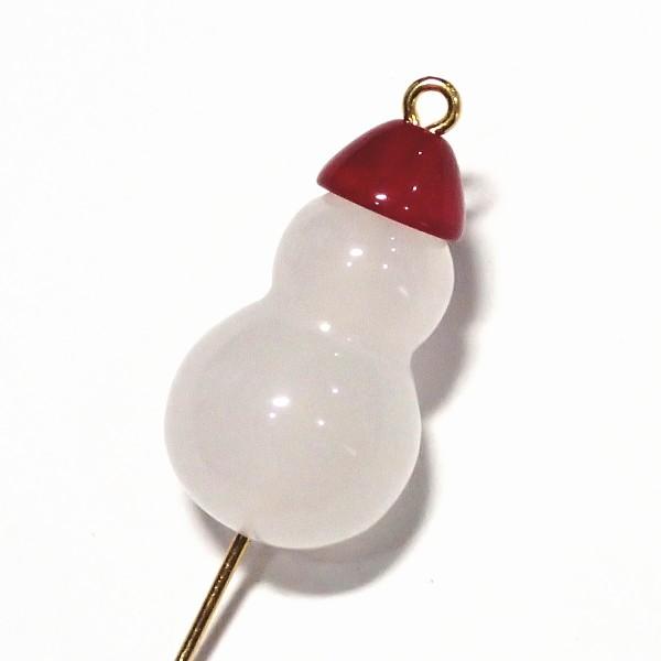 6307-《天然石いろいろ》　赤い帽子の雪だるま　約２２ｘ１５mm　１個 | 