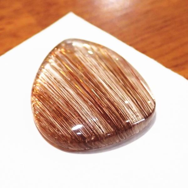 7521-《天然石ペンダント》　レッドルチルクォーツ　約２６ｘ２２mm（４．６ｇ）　１個 |  | 01