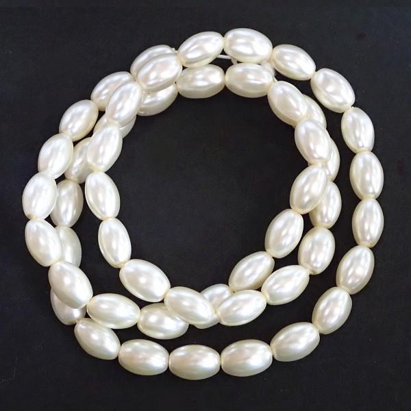 8148-《チェコグラスパール》　楕円　ホワイト　９x６mm　約４０cm/１本 | 