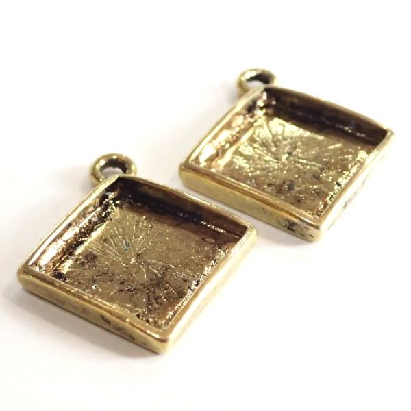 8599-［セッティング］　ミール皿　菱形　金古美　１４．５mm（内径）　２個/１パック |  | 01