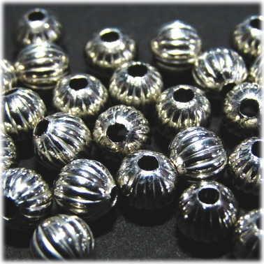 8907-メタルビーズ 筋入り シルバー 5mm丸玉 【25個/パック】 | 
