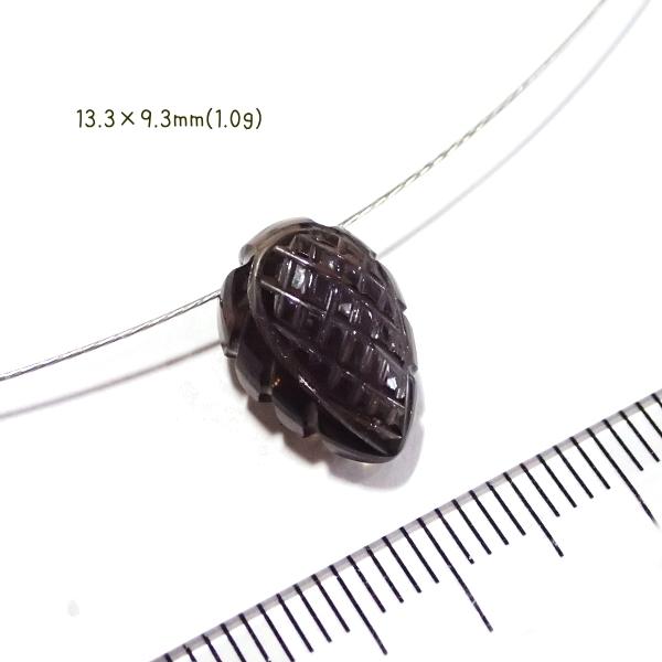 9106-《天然石トップホール》　スモーキークォーツ（特殊カービング）１３．３ｘ９．３（１．０ｇ）１個 |  | 01