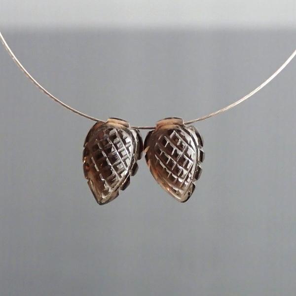 9126-《天然石トップホール》　スモーキークォーツ（特殊カービング）12.0ｘ8.15◆11.8ｘ8.3（1.3ｇ）２個/１セット |  | 03