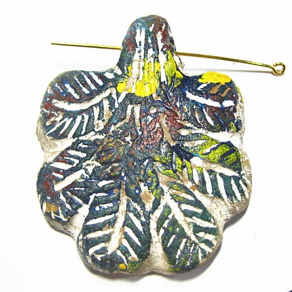 9382-《Vintage・パーツ》　クレイペンダント　リーフ　５５x４５mm　１個 | 