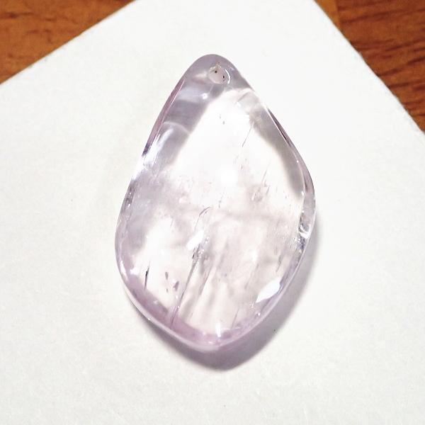 9412-《天然石ペンダント》　クンツァイト　約２４ｘ１７mm（５．４ｇ）　１個 | 