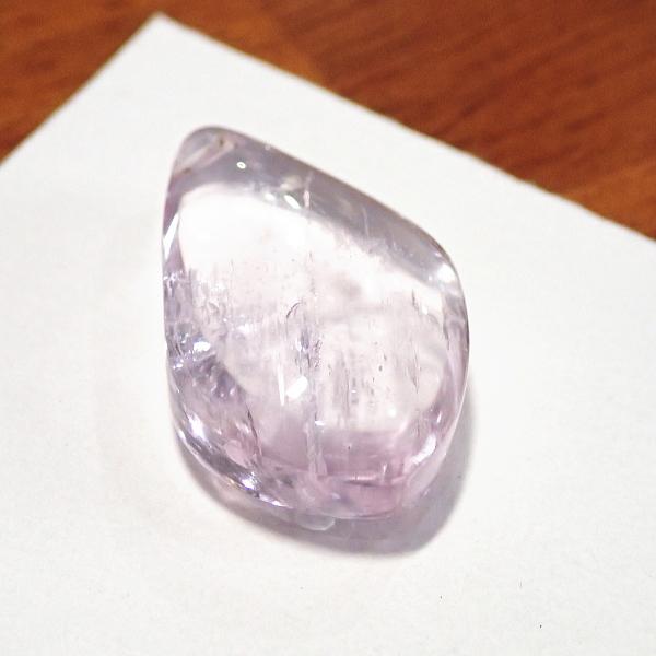 9412-《天然石ペンダント》　クンツァイト　約２４ｘ１７mm（５．４ｇ）　１個 |  | 01