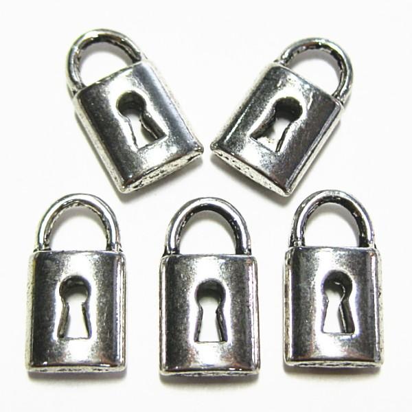 9674-《メタルチャーム・パーツ》　鍵　銀古美　１４ｘ７．５mm　１０個/１セット | 