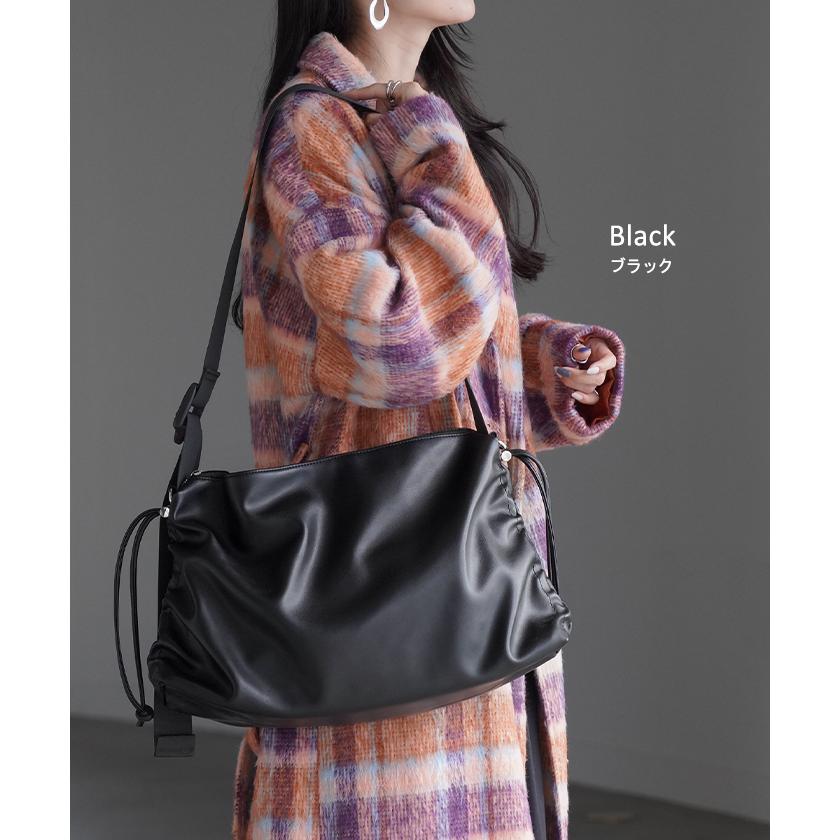 新品未使用！美品女性のショルダーバッグu UNIQLO - ブラック ドロー 