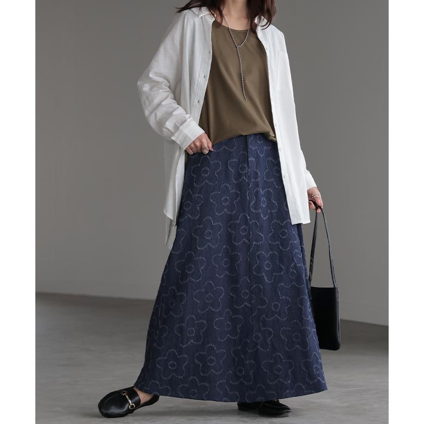 スカート デニム 花柄 ロング レディース ボトムス ロングスカート デニムスカート ダメージ 加工 フラワー | HUG.U | 03