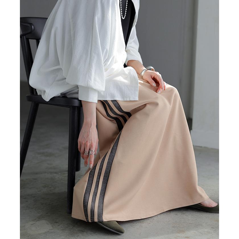 スカート ロング フレア レディース ボトムス ライン スポーツ スポーティー ロングスカート マキシ ハイウエスト | HUG.U | 21