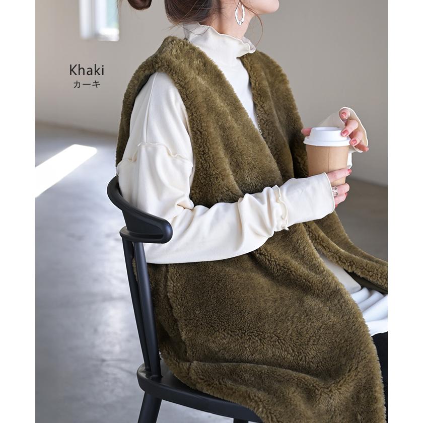 ★2024秋冬★美品★RUFFLOGカーキ×ブラック ジップアップベスト ☆2024秋冬☆美品☆RUFFLOGカーキ×ブラック ジップアップベスト