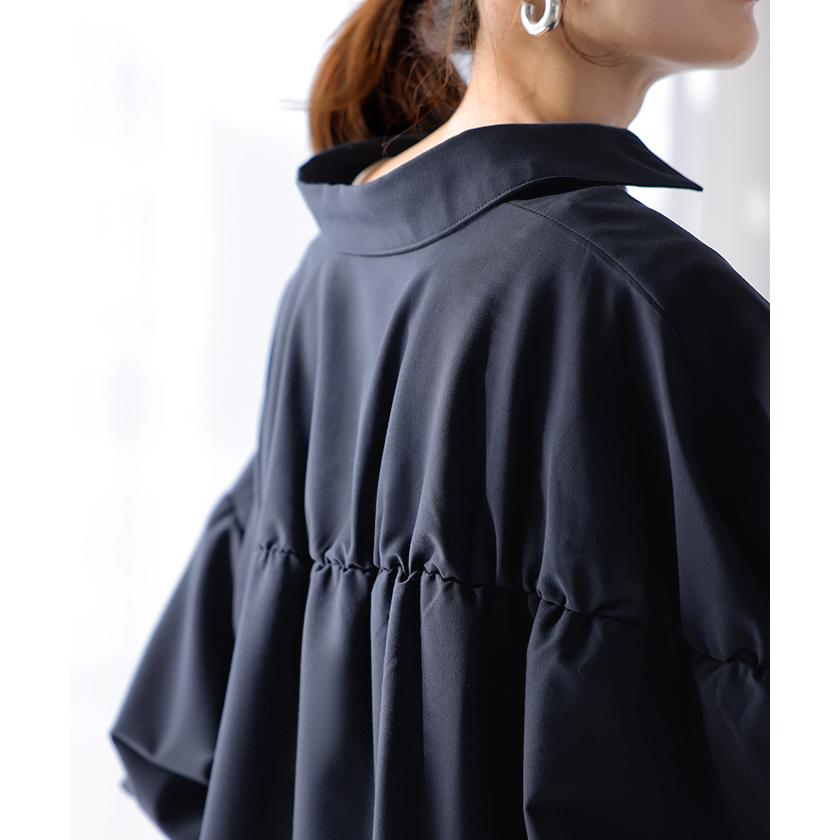 シャツ レディース バックシャン チュニック ブラウス トップス シャーリング ギャザー ロング ロングシャツ 長袖 無地 羽織 ライトアウター きれいめ ぽわん袖 | HUG.U | 13