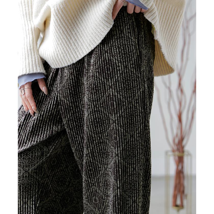 パンツ ワイド 切れる 総柄 スエードライク レディース ワイドパンツ ロング ロングパンツ ボトムス ボトム 柄 微起毛 プリーツ ストレート ズボン イージーケア | HUG.U | 20