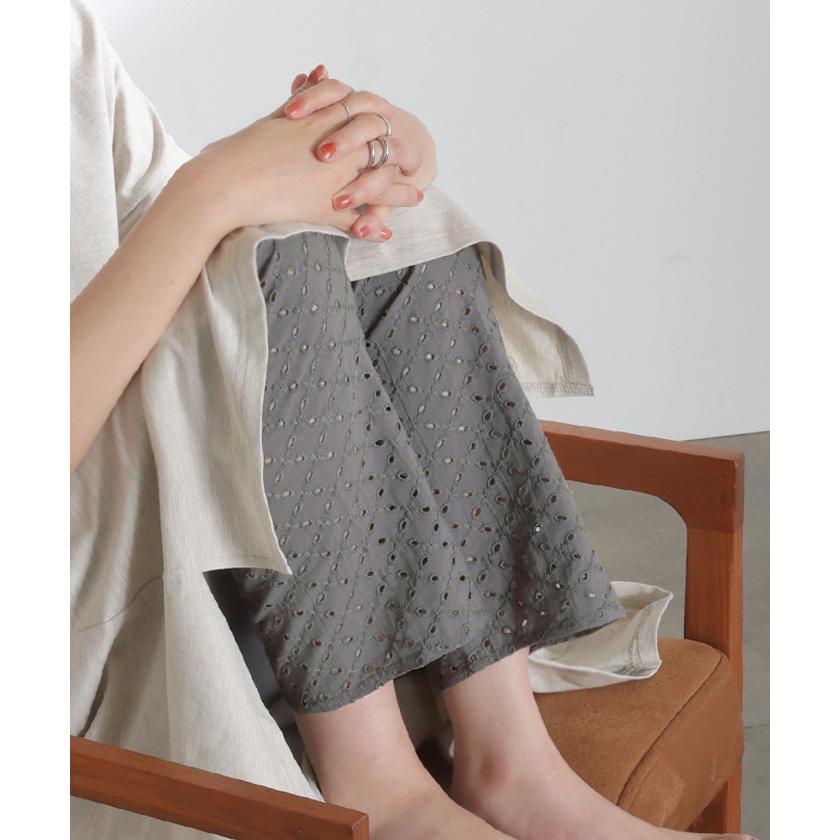 ペチパンツ レース レディース パンツ ボトムス インナーパンツ 重ね着 レイヤード 裾レース ペチコート パンツ 透け防止 テーパード 涼しい 軽い ウエストゴム | HUG.U | 20