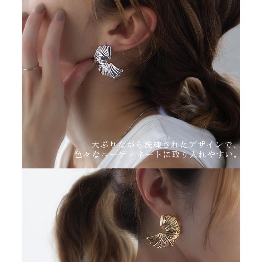 196 ゴールド✖︎シルバーMIXカラーのかっこ良いアクセ✨　ピアスorイヤリング yu-ka ピアス : クロスピアス バイカラー（ゴールド×シルバー