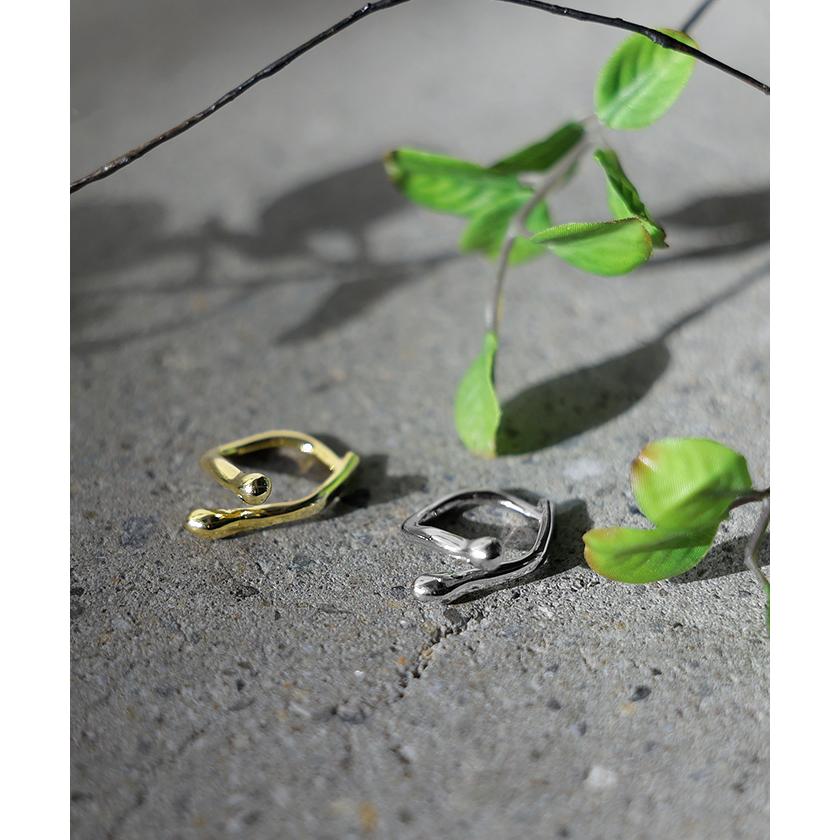 リング ニュアンス メタル モチーフ アクセサリー レディース 指輪 アクセ シルバー ゴールド シルバーアクセサリー 変形 アンバランス アシンメトリー ツイスト | HUG.U | 10