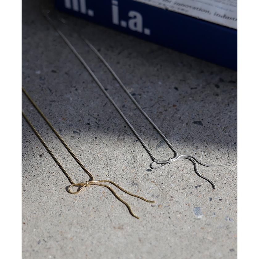 ネックレス リボン デザイン モチーフ レディース アクセ アクセサリー ノット 結び目 チェーン シンプル ニュアンス アジャスター 調整 華奢 細い 合金 ロング | HUG.U | 13