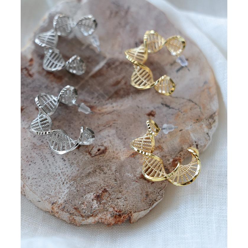 ピアス スパイラル デザイン アクセサリー レディース アクセ 大ぶり 大きめ ツイスト ねじり ウェーブ 螺旋 らせん おしゃれ きれいめ | HUG.U | 12