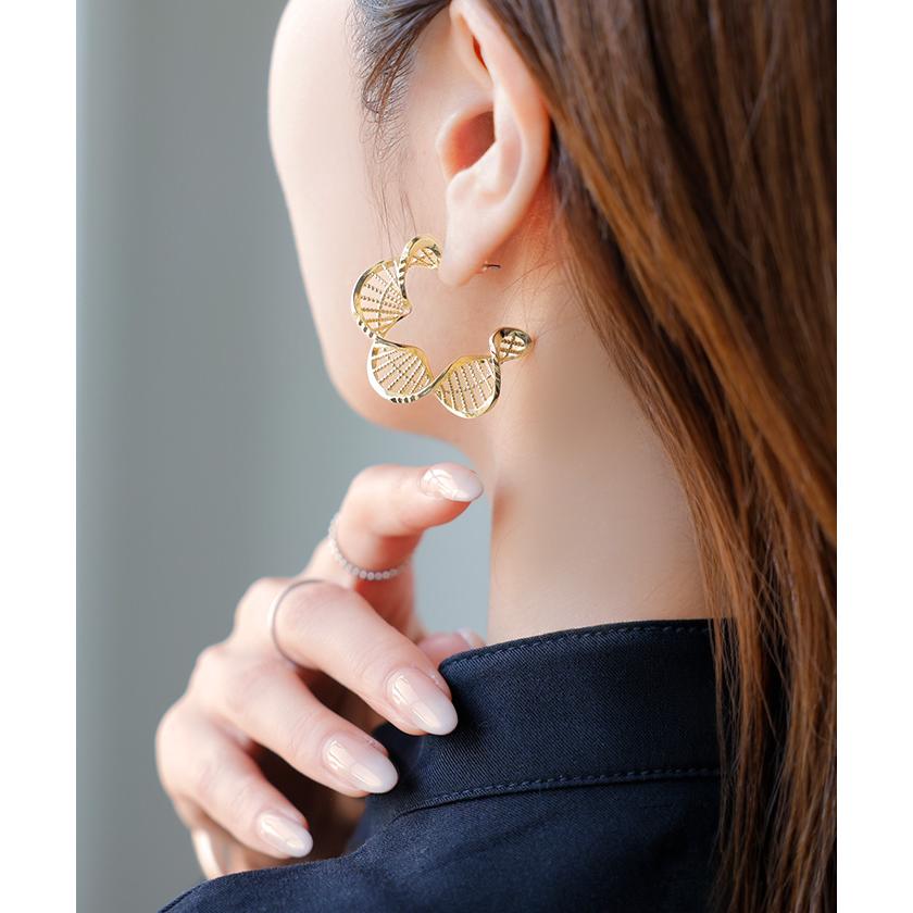 ピアス スパイラル デザイン アクセサリー レディース アクセ 大ぶり 大きめ ツイスト ねじり ウェーブ 螺旋 らせん おしゃれ きれいめ | HUG.U | 06