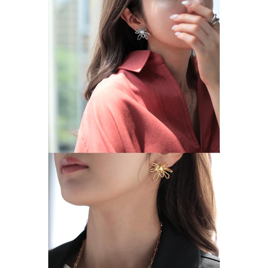 ピアス 花 モチーフ デザイン アクセサリー レディース アクセ 大ぶり 大きめ 花びら フラワー ぷっくり おしゃれ きれいめ ニュアンス シルバーアクセサリー | HUG.U | 07