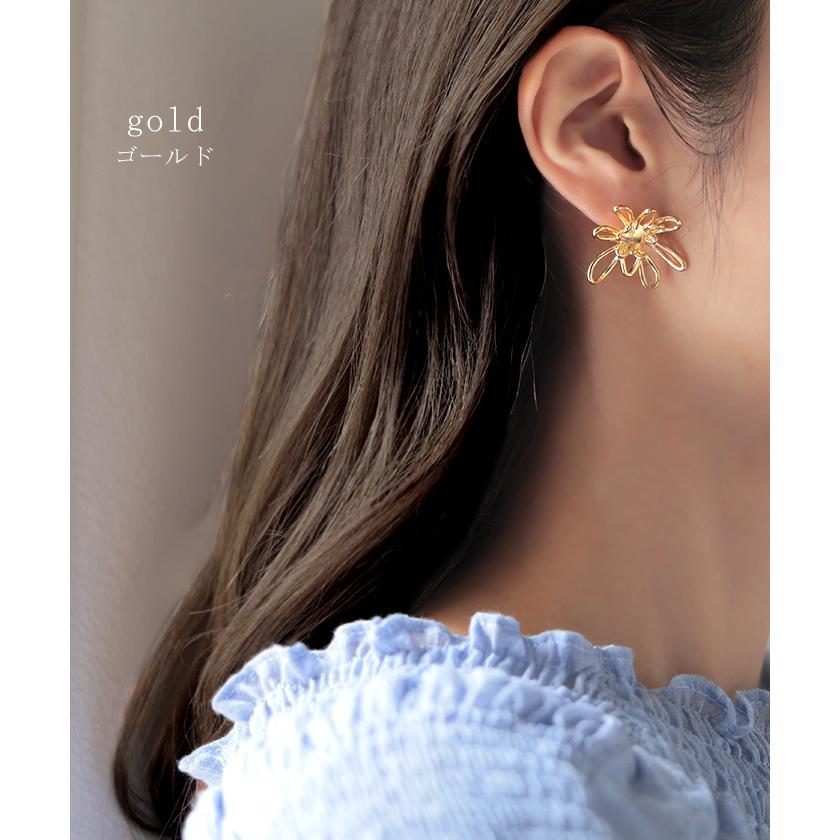 ピアス 花 モチーフ デザイン アクセサリー レディース アクセ 大ぶり 大きめ 花びら フラワー ぷっくり おしゃれ きれいめ ニュアンス シルバーアクセサリー | HUG.U | 10