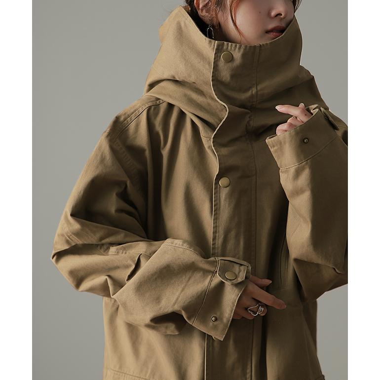 アウター コート ロングコート マウンテンパーカー ロング ミリタリーコート コーデ | HUG.U | 23