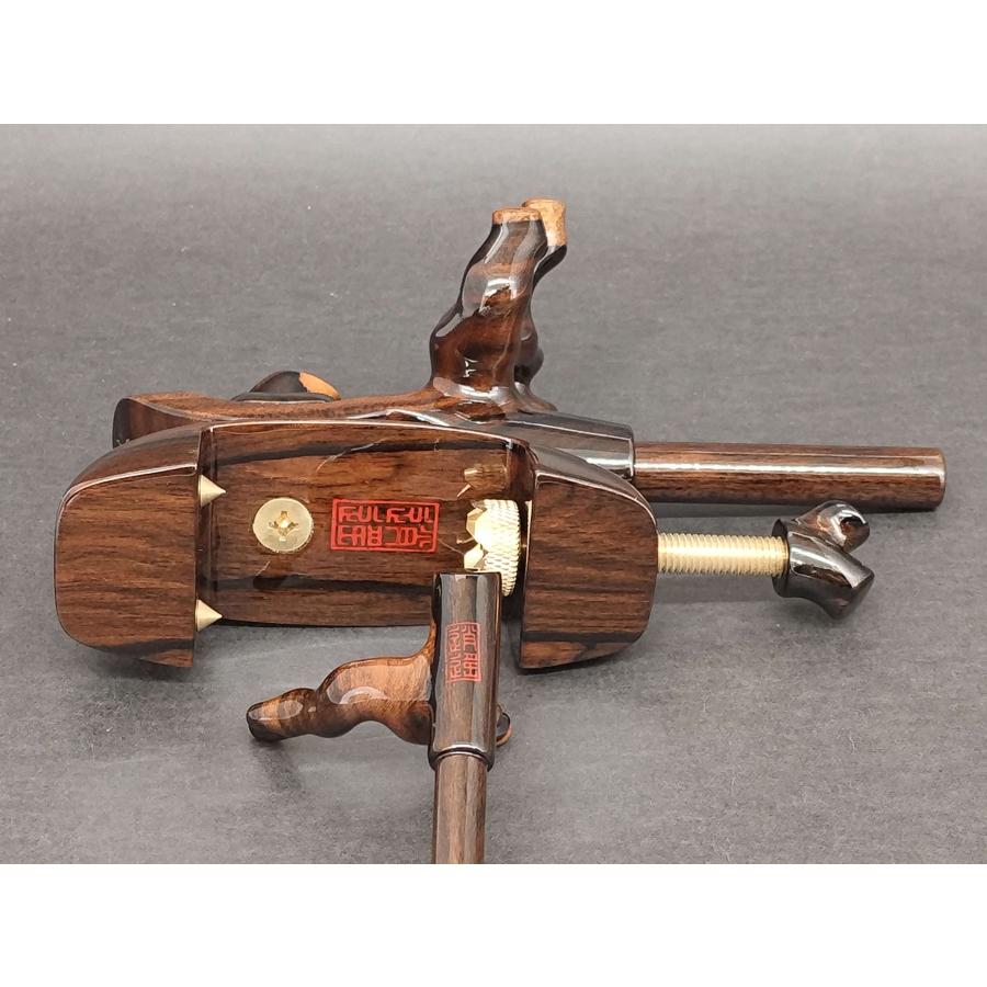 へら用品 逍遥工房 工房モデル シャム柿 万力 弓型 中型 型番CZ01 新品