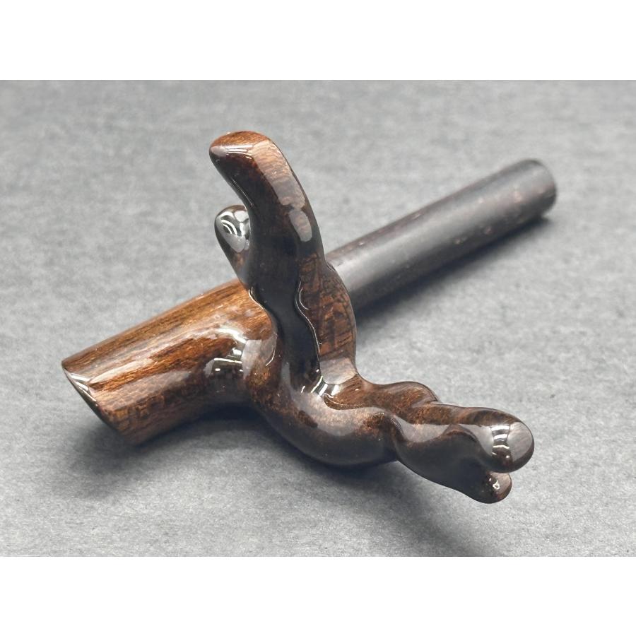へら用品 逍遥工房 工房モデル 黒柿 左手 竿枕 新品 : 中島釣具 へら用品 逍遥工房 工房モデル 黒柿 左手 竿枕 新品 : 中島釣具