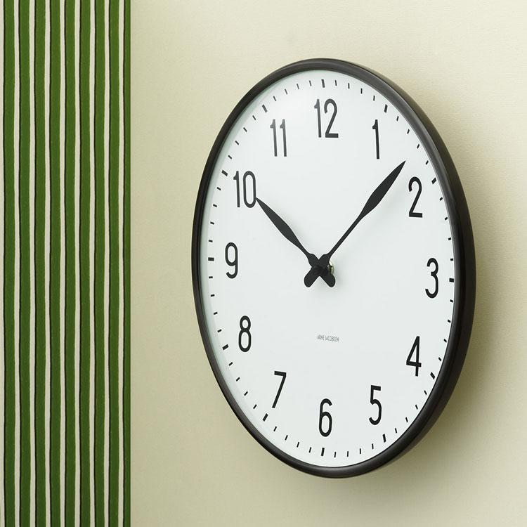 ARNE JACOBSEN（アルネ ヤコブセン） 壁掛け時計 ステーションウォール