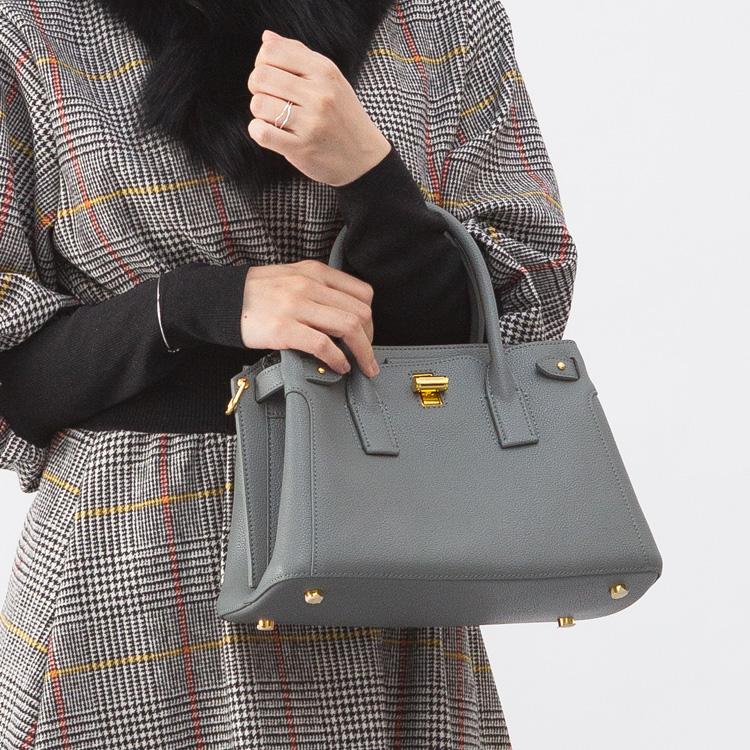 ショルダーバッグ レザー 2way ベルトデザイン 本革 ハンドバッグ ビジネス シンプル 無地 オシャレ 牛革 鞄 レディース メンズ ギフト プレゼントの画像