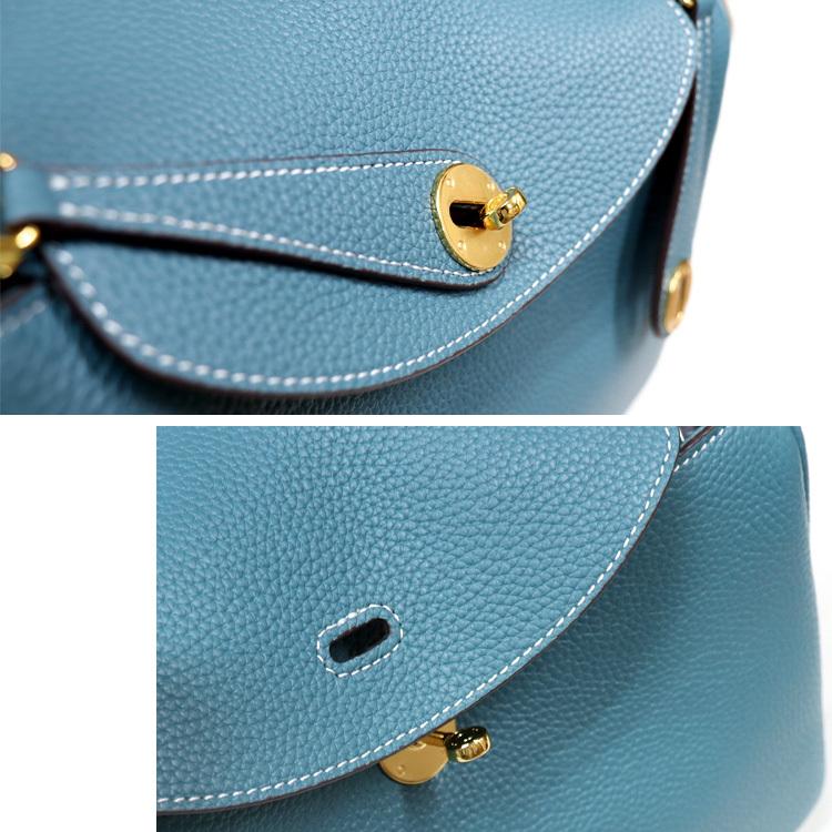 ✨美品✨eavusショルダーバッグ ハンドバック 2way 水色　レザー 牛革 レザー 2way ショルダーバッグ ハンドバッグ 本革 バッグ 個性的