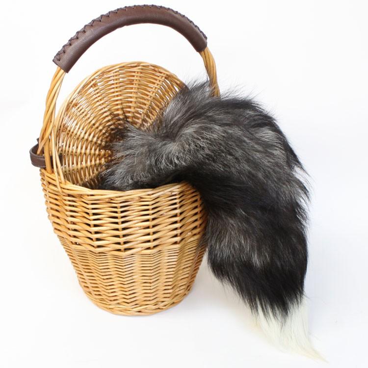 キツネのシッポ フォックス ファー しっぽ パーツ リアルファー はぎれ