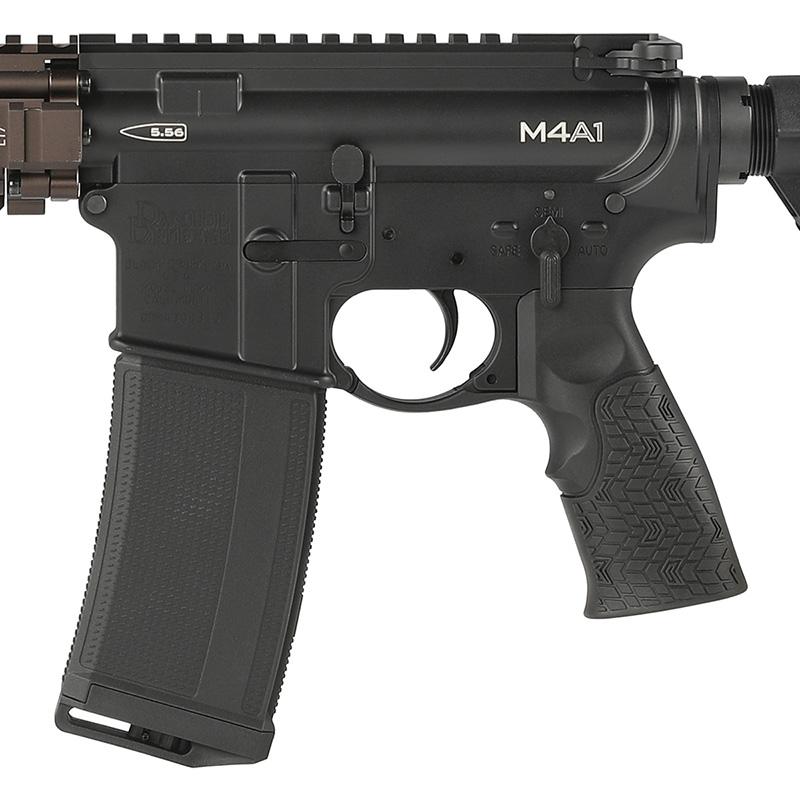 EMG/DE Airsoft Daniel Defense M4A1 14.5inch ガスブローバックライフル FDE (OfficialLicense/JP Ver.)の画像