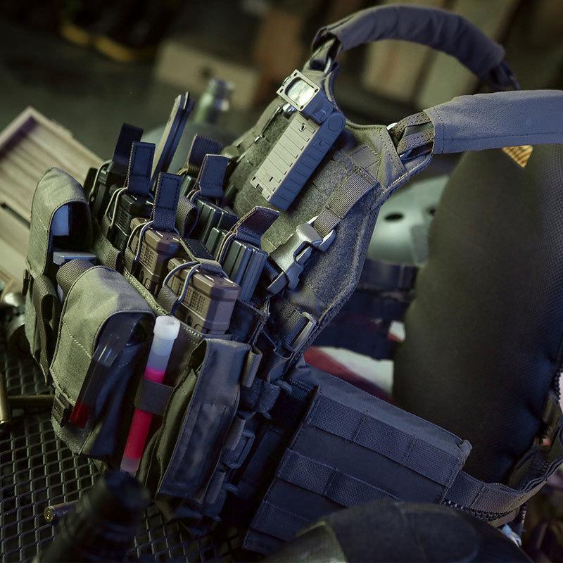 EMERSON MF UW Gen.4チェストリグ用プラカード BK : ミリタリー