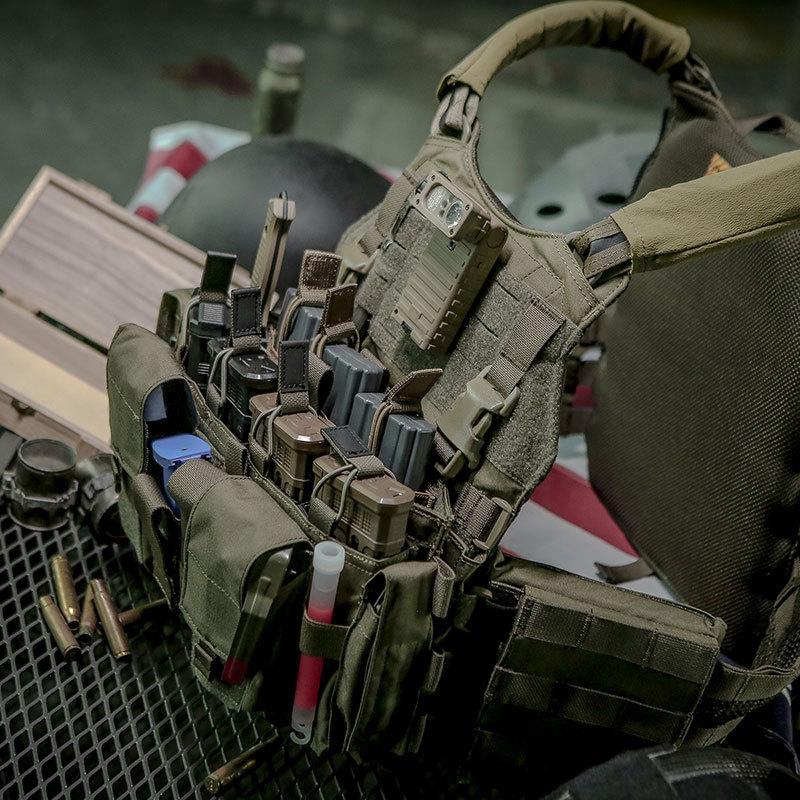 EMERSON MF UW Gen.4チェストリグ用プラカード BK : ミリタリー