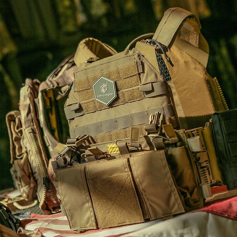 EMERSON CP JPC2.0タイププレートキャリア (クイックリリース仕様) CB